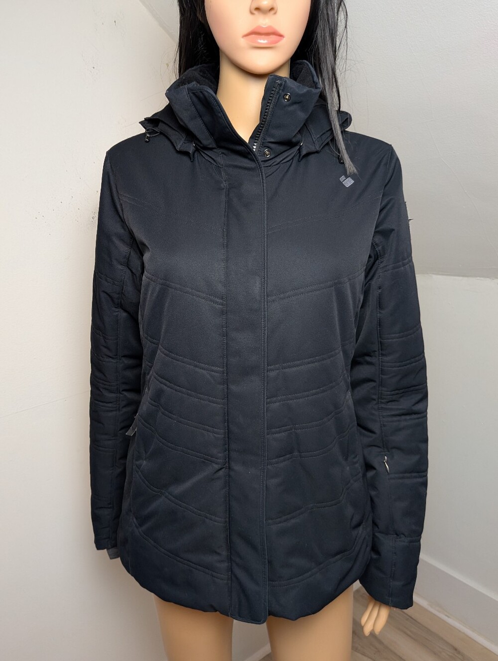 Obermeyer Women's Winter Ski Jacket Coat Black